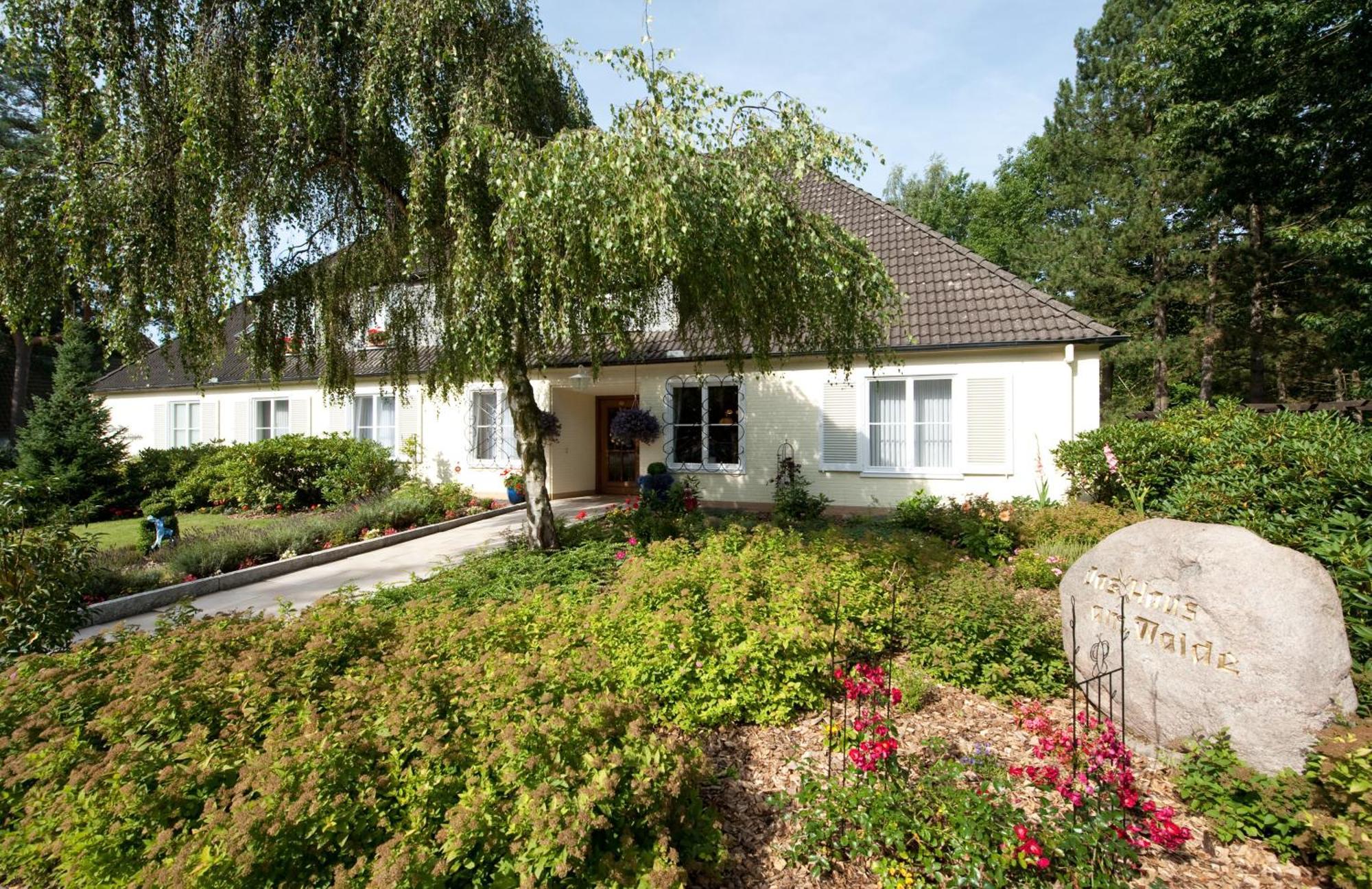 Boutiquehotel Das Haus Am Walde Bad Bevensen Bagian luar foto